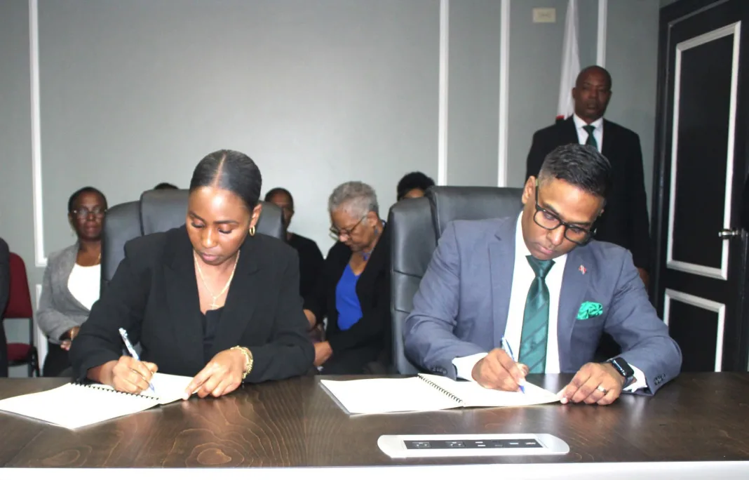 10% Increase for Public Officers Approved