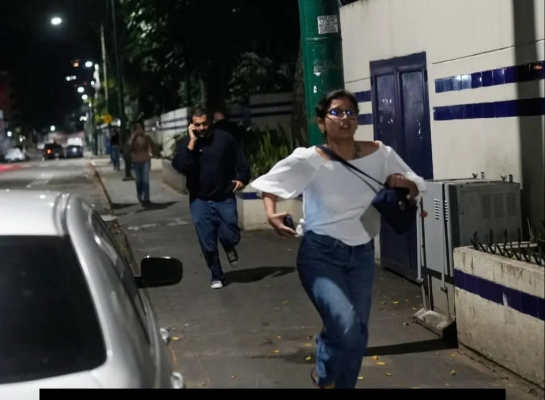 Explosions Cause Panic in Caracas