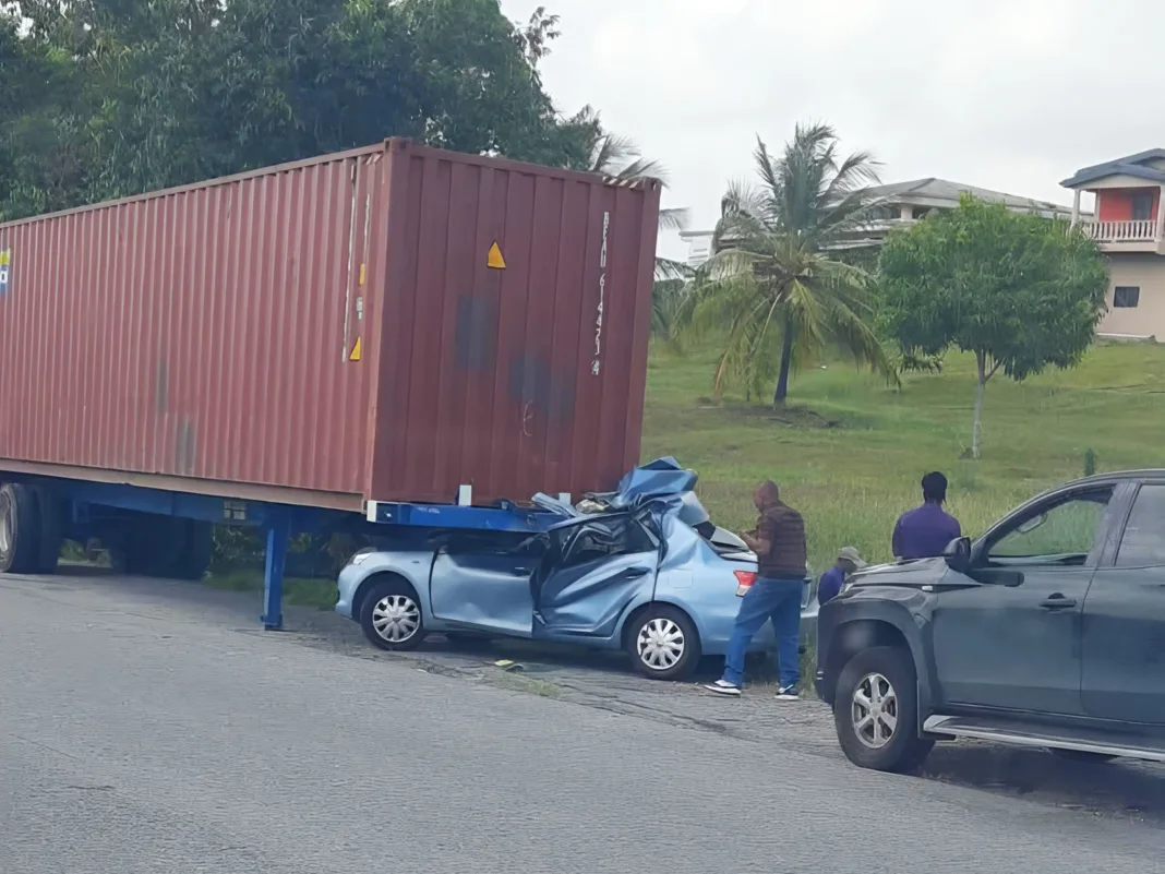 Car Crashes into Parked Container in Corinth