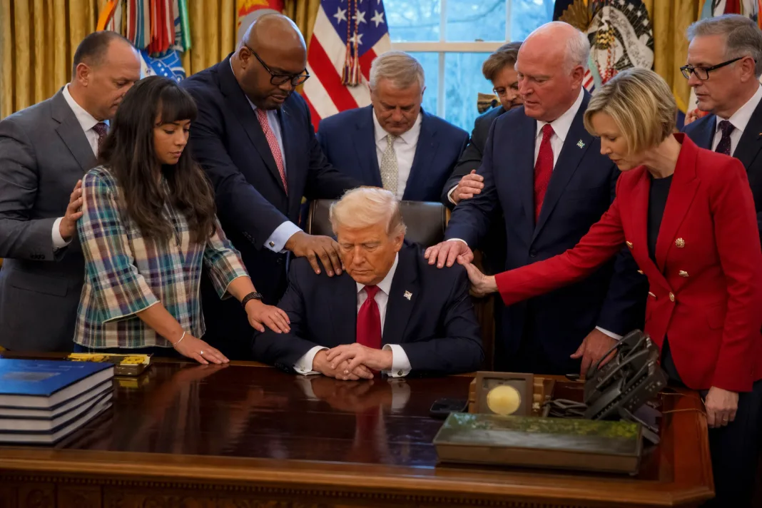 Pastors Pray with President Trump in Oval Office