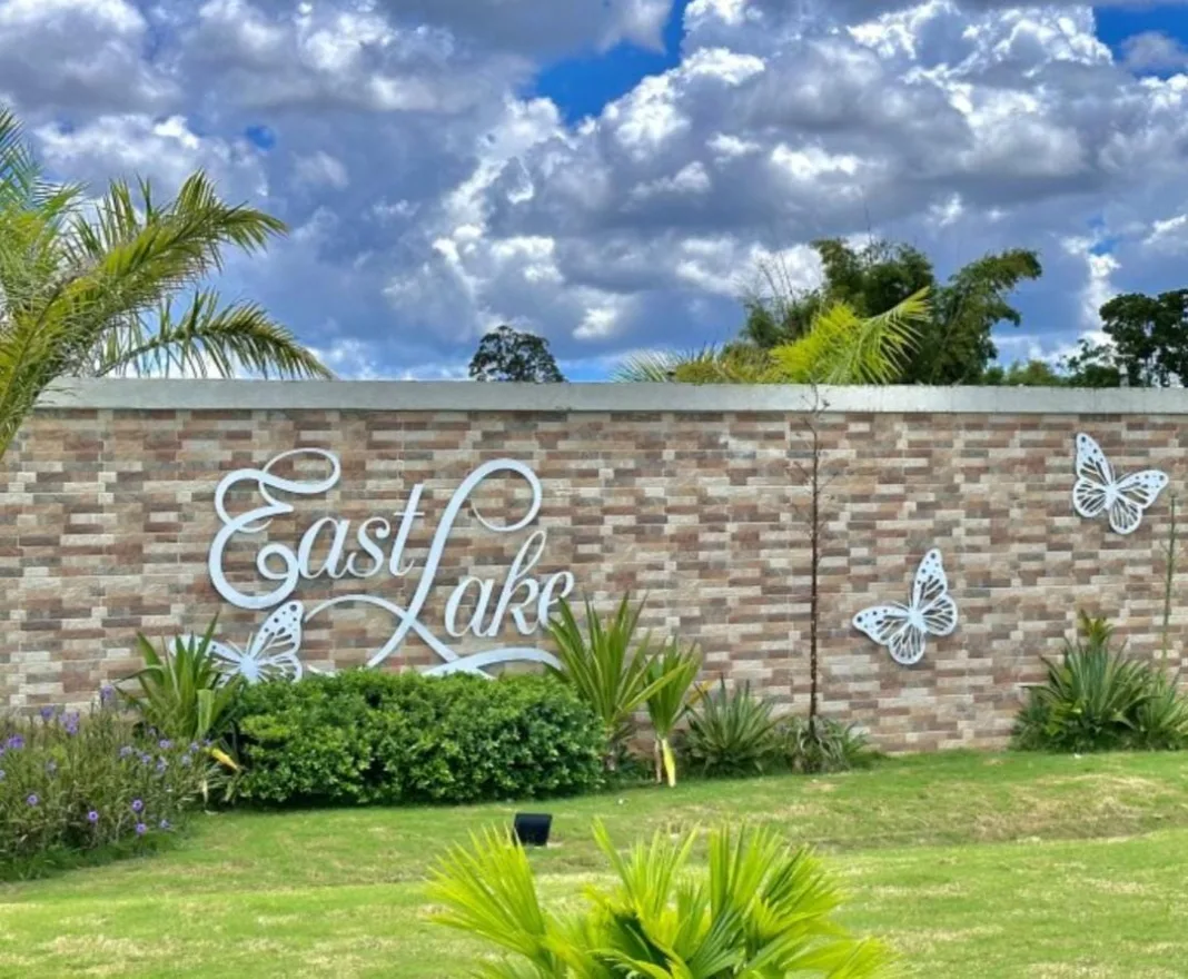 Security Guard Charged for Blocking Police During Home Invasion