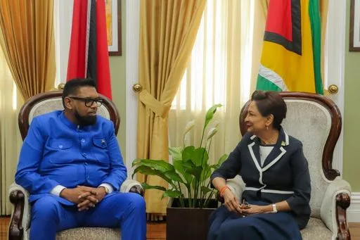Guyana’s President Pushes for 72-Hour Trade Talks With Trinidad and Tobago