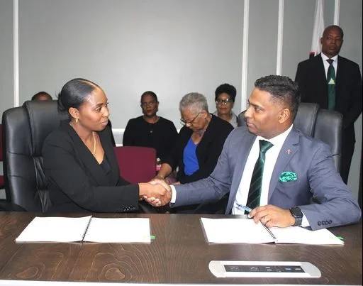 Minister Tancoo Firm on 60-40 Backpay Offer to PSA Amid Ongoing Negotiations