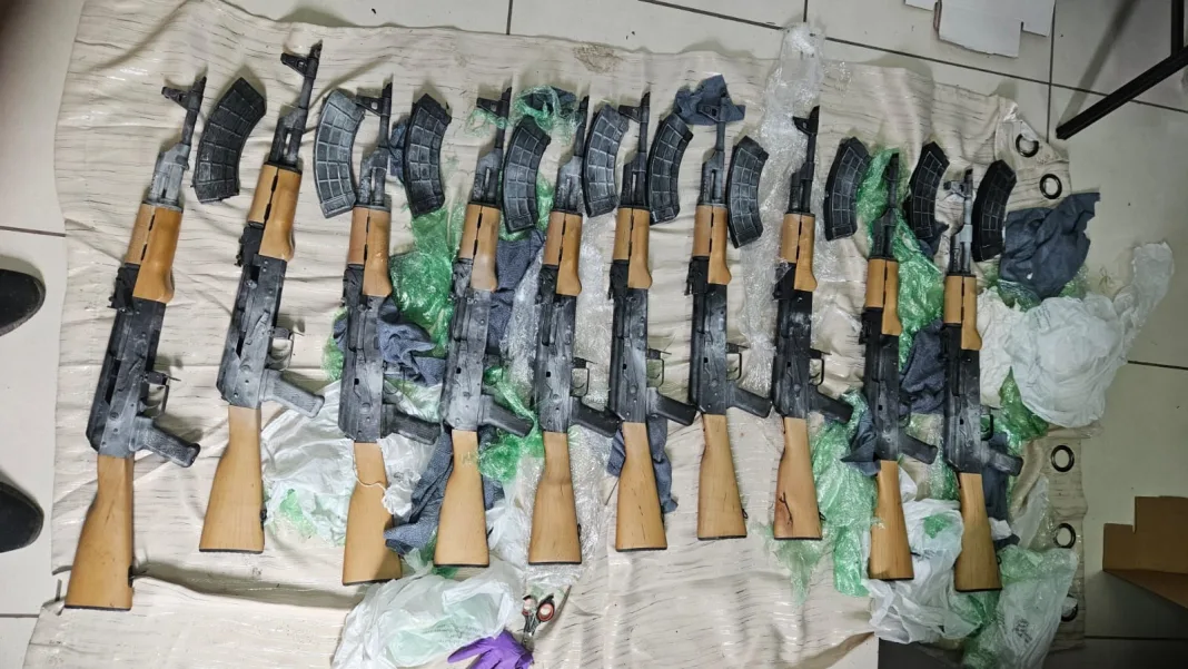 Guyana: Ten AK-47 Assault Rifles Discovered in Corentyne; One Arrested