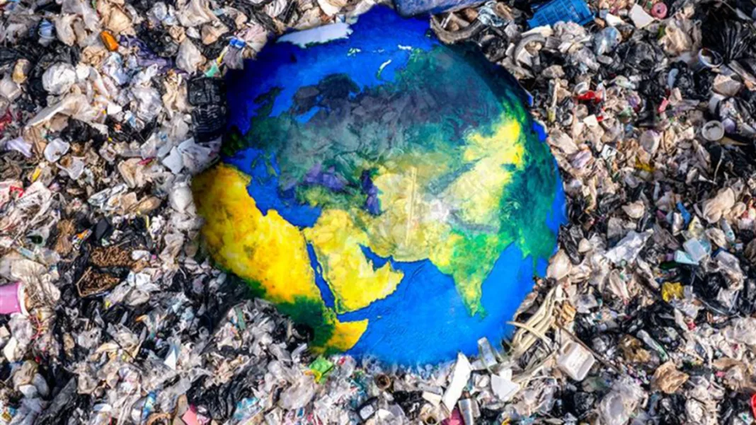 Chile Among Worst Polluters in Global Waste Index 2025