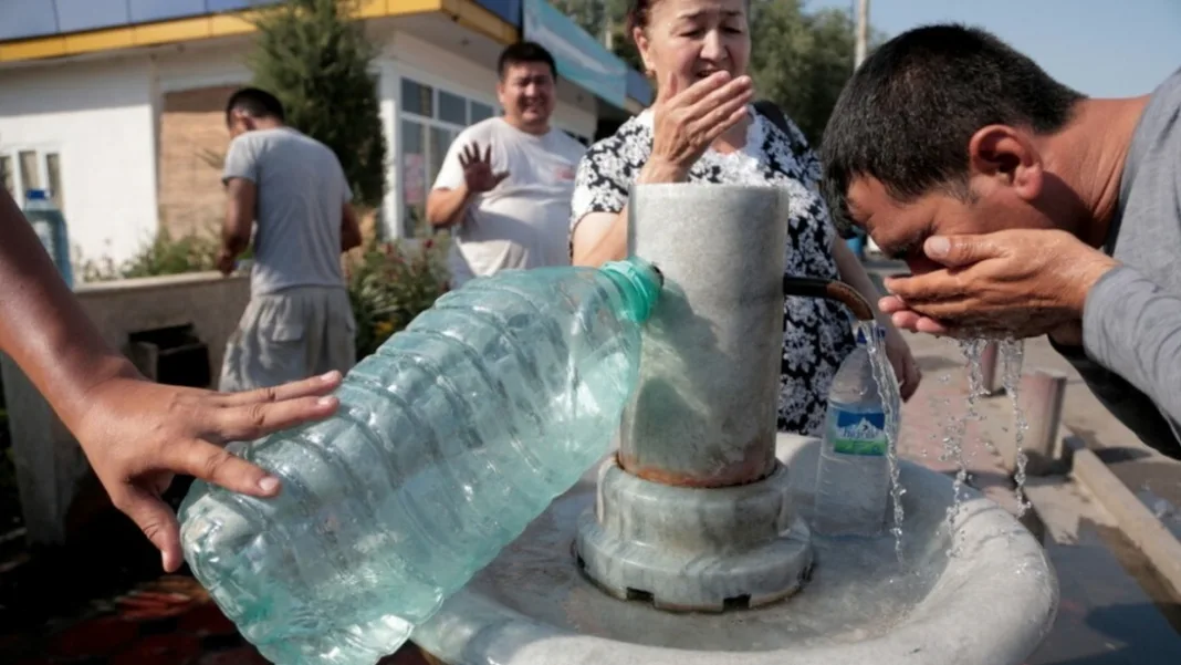 Экстремальная жара в Центральной Азии: +49°C, тающие ледники и угроза водному кризису