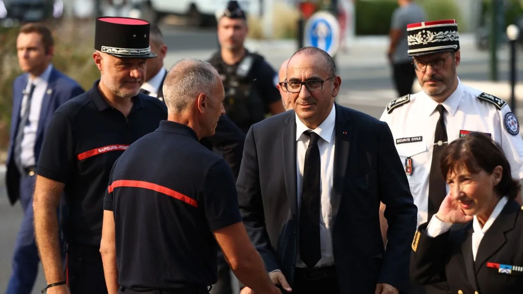« France bashing, ça suffit » : Laurent Nuñez défend la gestion des incendies et annonce un hommage aux pompiers