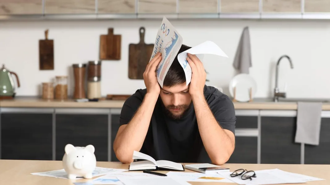 Experts Warn ‘Buy Now, Pay Later’ Schemes Push Young Consumers Into Debt Spiral