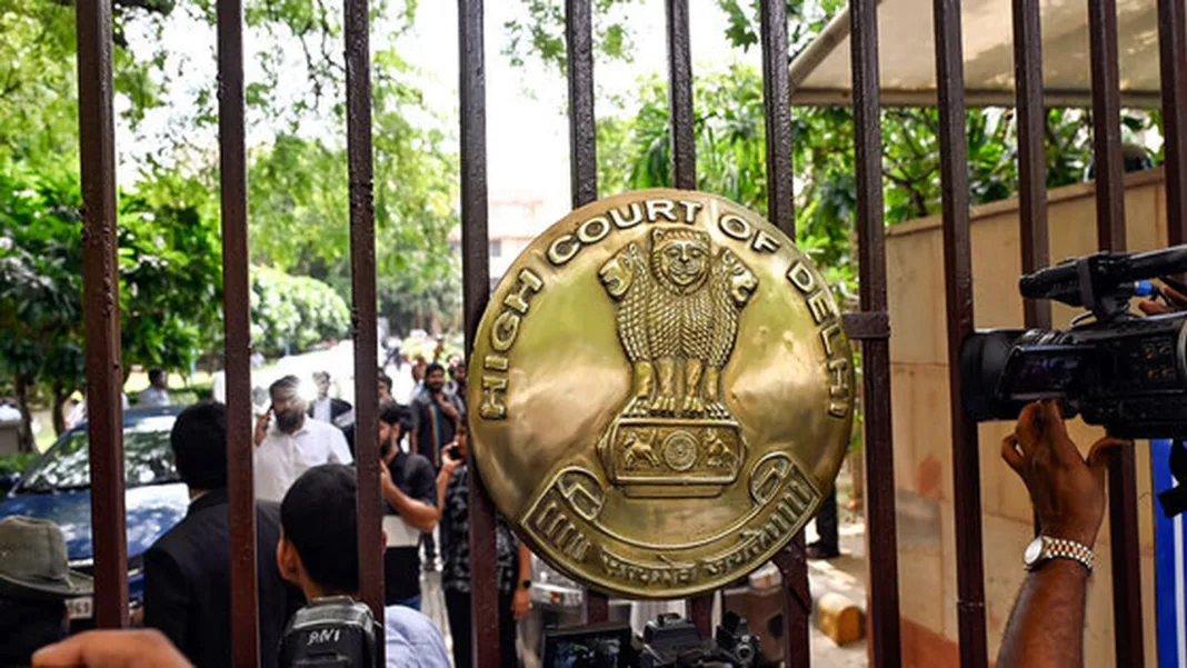 Delhi High Court Seeks Responses from Khurram Parvez, Irfan Mehraj in NIA Bail Appeal
