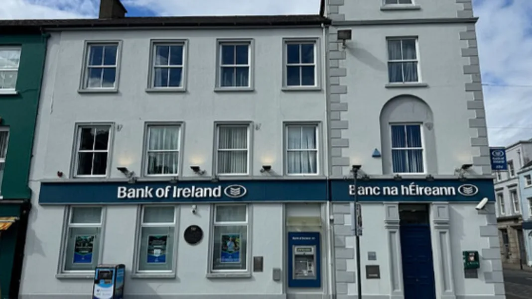 Bank of Ireland warns fans as ticket scams surge 28% ahead of Luke Combs concerts