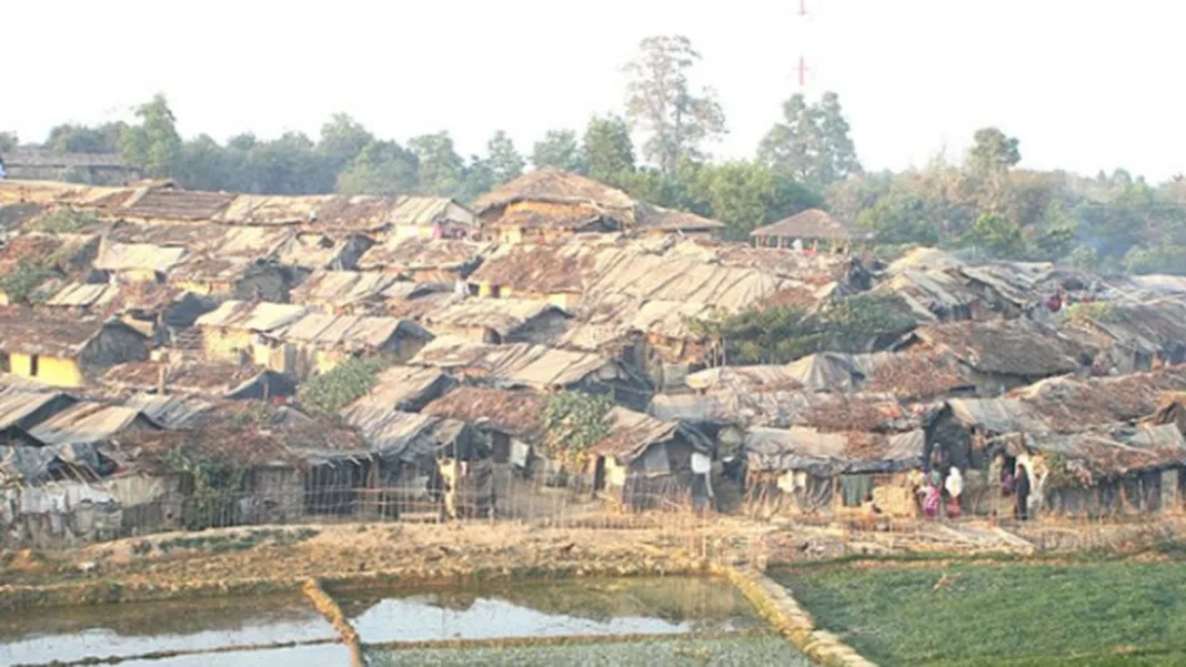 Over 500 Rohingya Refugees Feared Dead After Two Boats Sink Off Myanmar