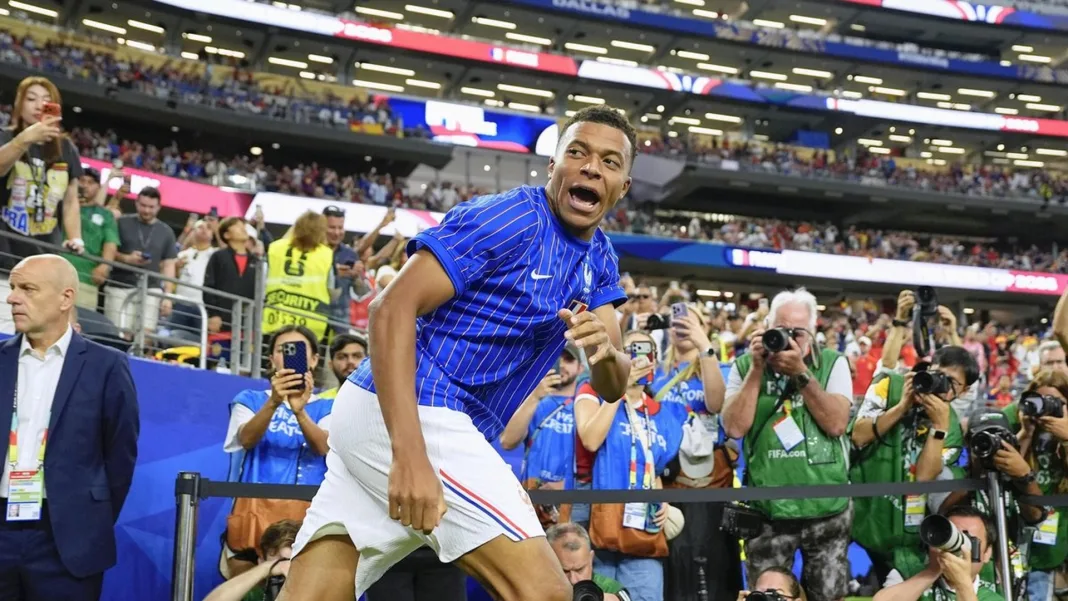 Deschamps Bows Out: France Coach to Lead Final Match Against England in World Cup Third-Place Game