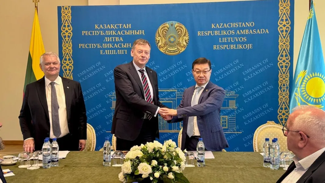 Kazakhstan and Lithuania Deepen Economic Ties in Transport and AI