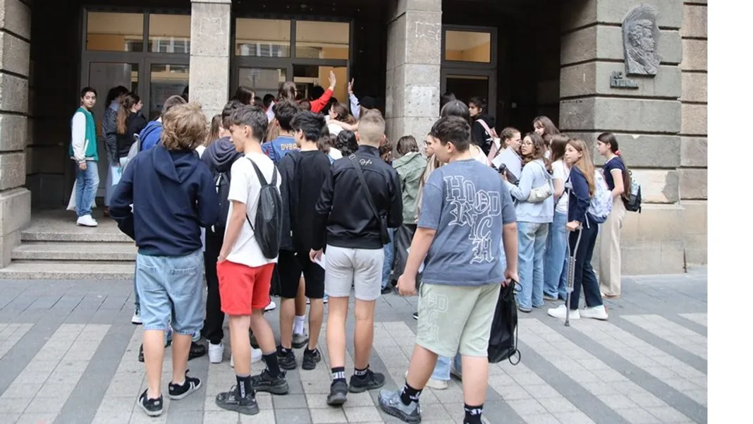 Bulgaria Asks Parents: Should Students Get an Extra 10-Day Break in May 2027?
