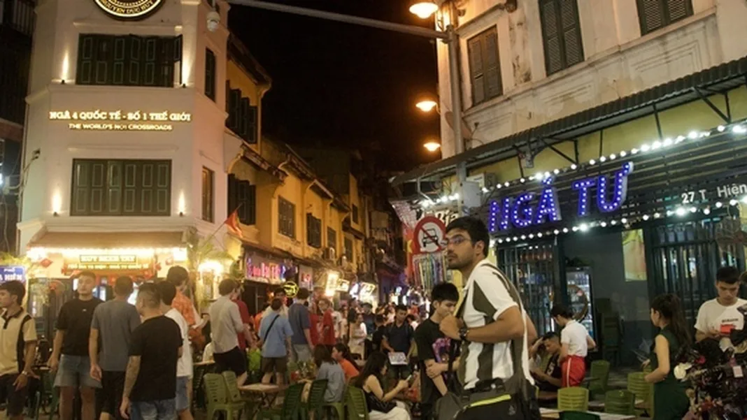 Hanoi Unveils Plan to Boost Nighttime Economy, Targets 5% GRDP Contribution by 2030