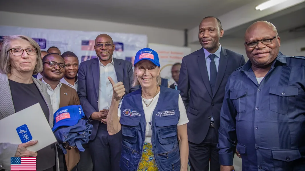Congo : Don d’équipements numériques du PNUD pour la santé publique