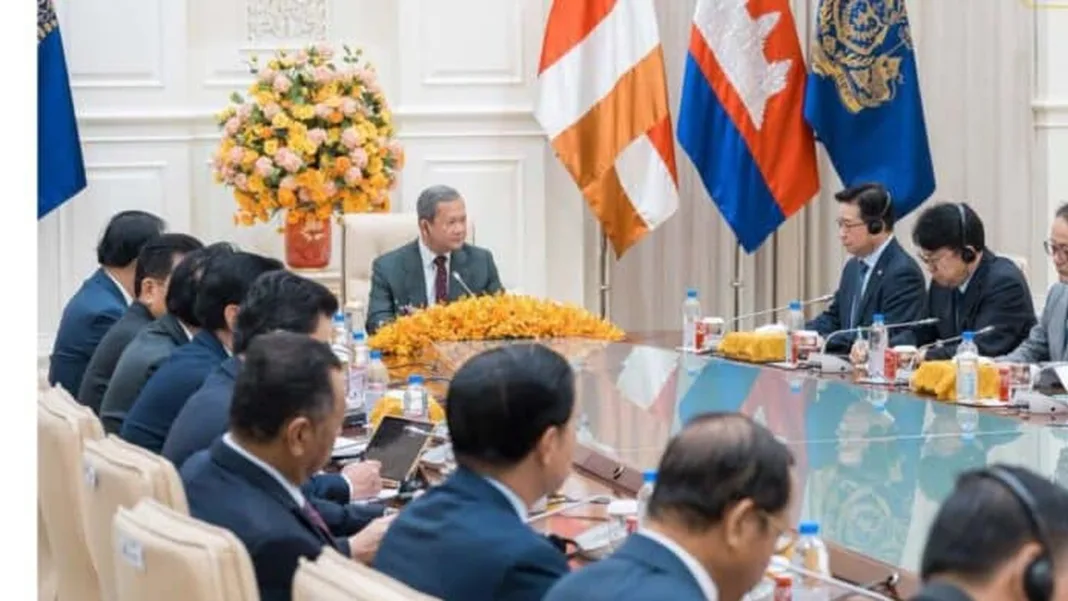 Cambodia Eyes Billions in Foreign Investment from US and South Korea as Tourism Declines