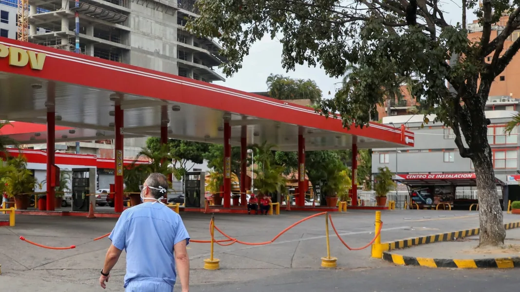 Venezuela Oil Minister: Gasoline Supply Guaranteed Despite US Sanctions