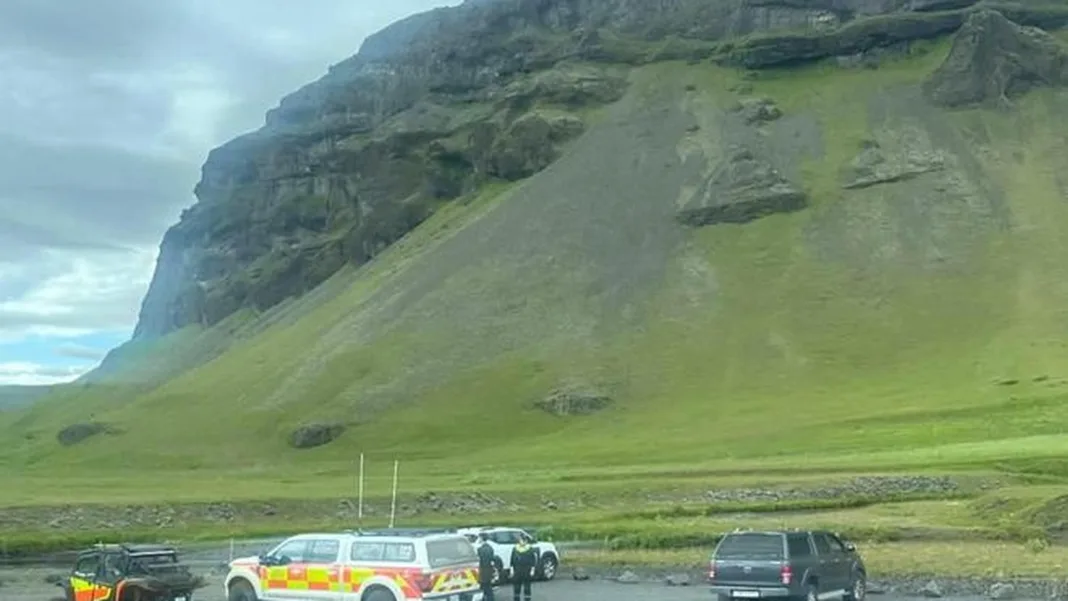 Cyclist Pronounced Dead After Rescue Operation in Glerárdalur Near Akureyri