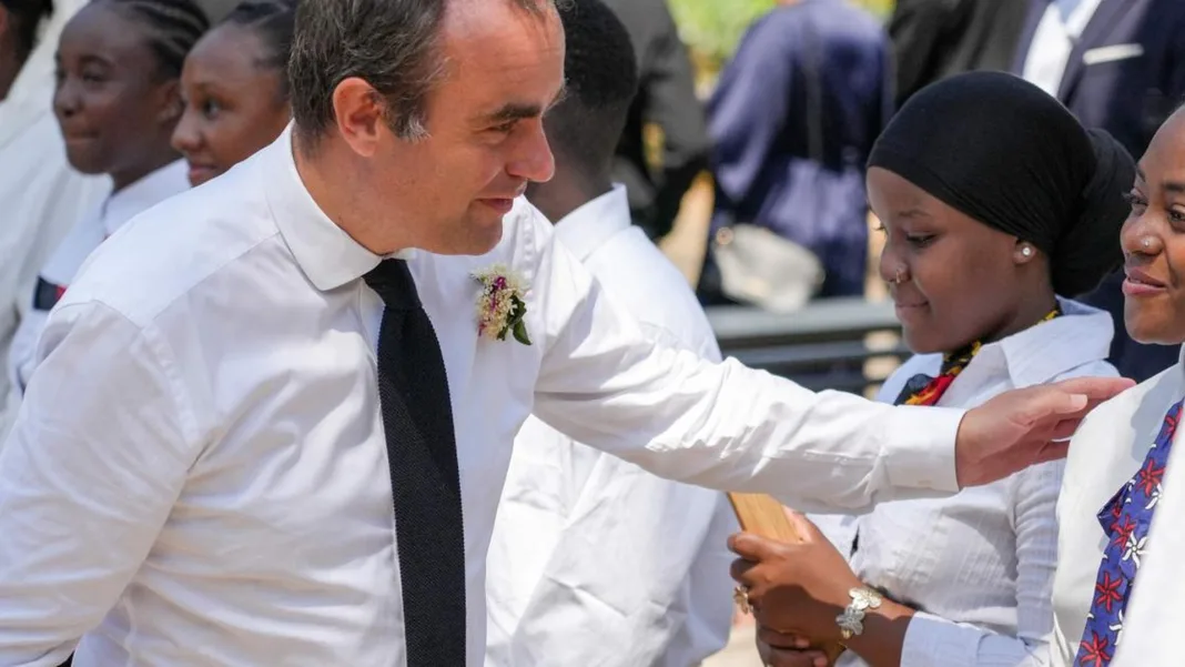 Mayotte : le “chantage scandaleux” de la France sur l’immigration irrite les Comores
