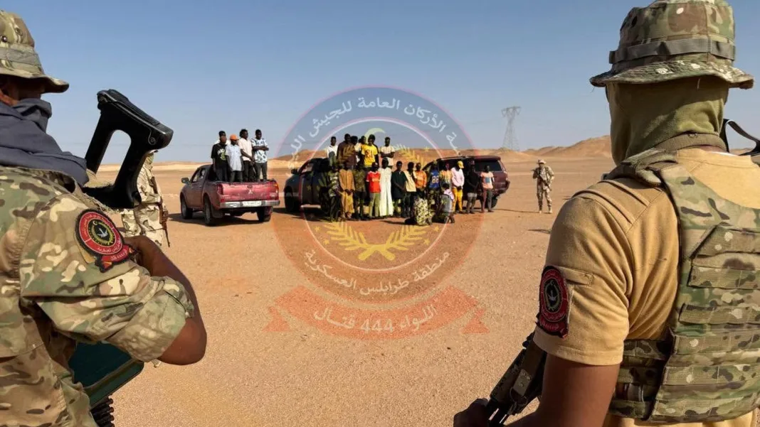 The 444th Combat Brigade intercepts three trucks transporting irregular migrants attempting to cross the border illegally