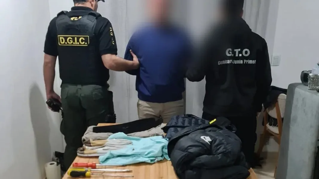 Caen 3 cordobeses por robos con inhibidores en Junín: secuestraron $60 millones y autos de alta gama