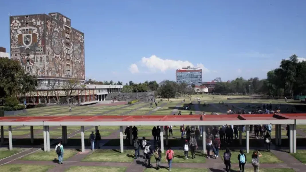 Vinculan a proceso a dos por fraude en examen de la UNAM