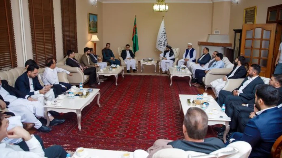 Afghan Traders in Ashgabat Discuss Proposed Turkmenistan-Afghanistan Transit Corridor