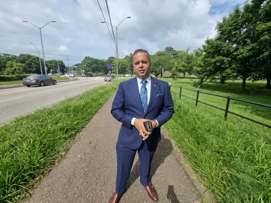 Alexander Fires Back Over Savannah Aquifer Controversy