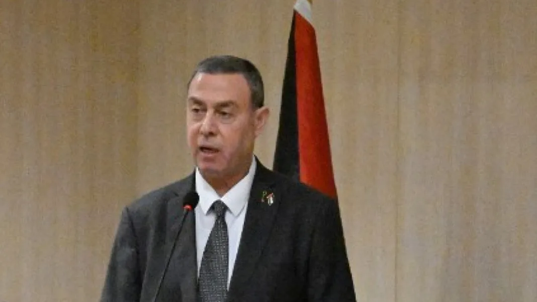 وفاة سفير فلسطين لدى مصر دياب اللوح