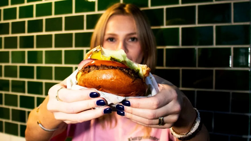Czechia, the Land of Burgers. More Fast Food Chains Enter the Market