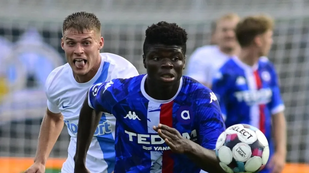 Liberec ztratil body na hřišti Artisu. Baník urval bod se Slováckem