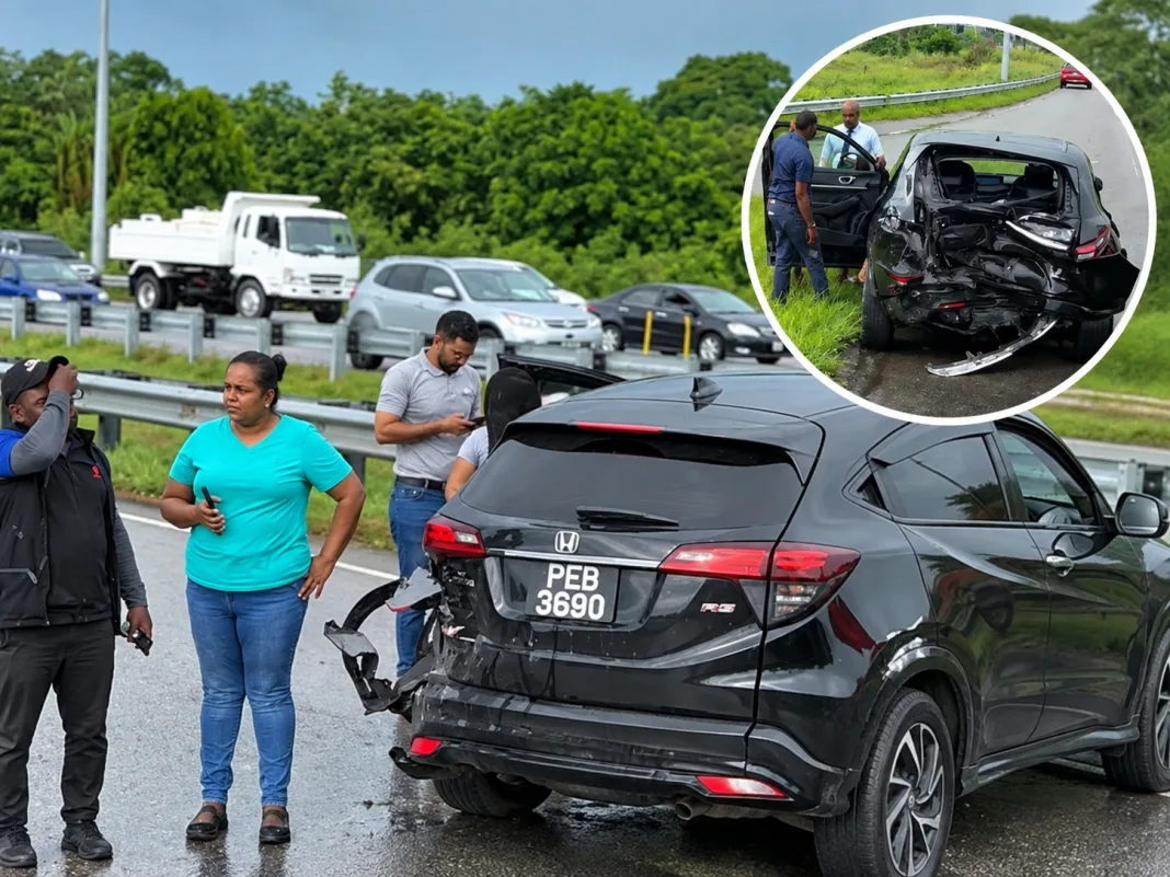 Black SUV Crashes Off Sir Solomon Hochoy Highway in Gasparillo, Traffic Delays Expected