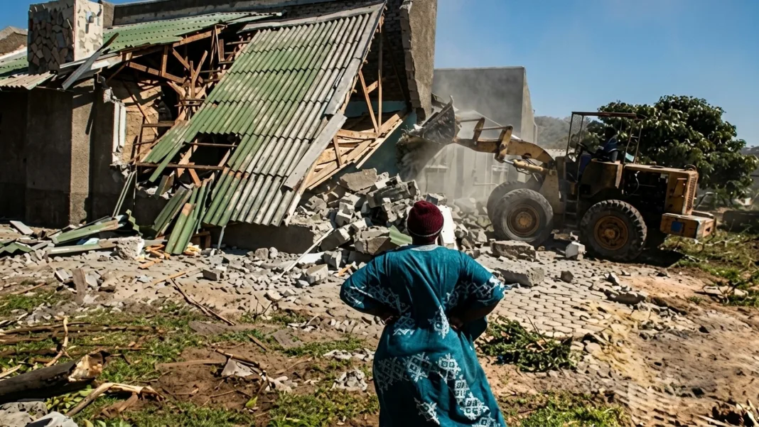 Mutare City Council joins Harare, vows to demolish illegal buildings: Your house in Zimbabwe is only safe if you meet these 3 conditions
