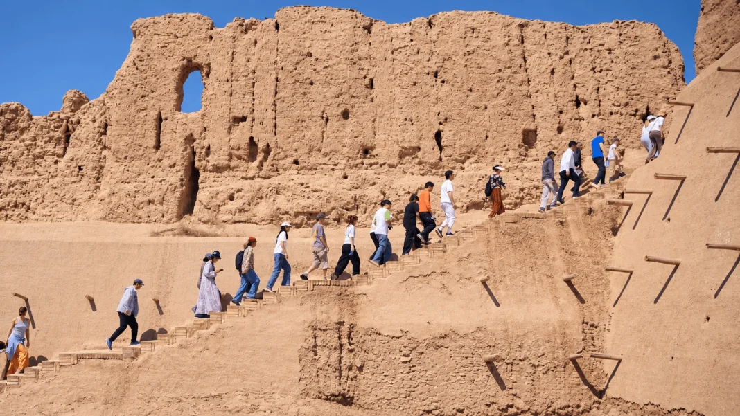 “It’s Not the Whole Story”: Aral School Participants Rethink Karakalpakstan