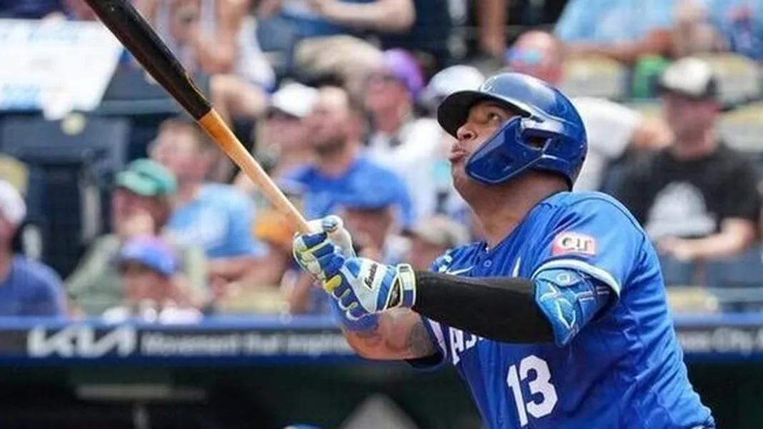 Vinnie Pasquantino, Salvador Perez lead Royals past Blue Jays