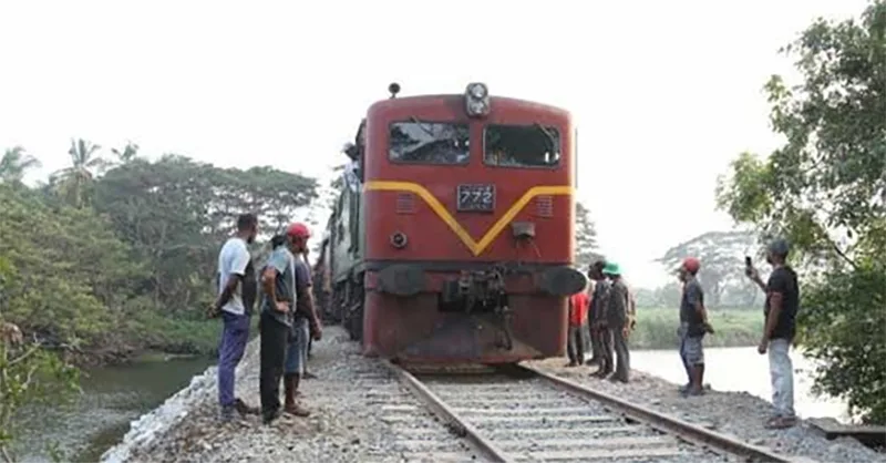 පැවතියා යැයි කියූ දුම්රිය වැඩ වර්ජනය අවසන් කරලා…