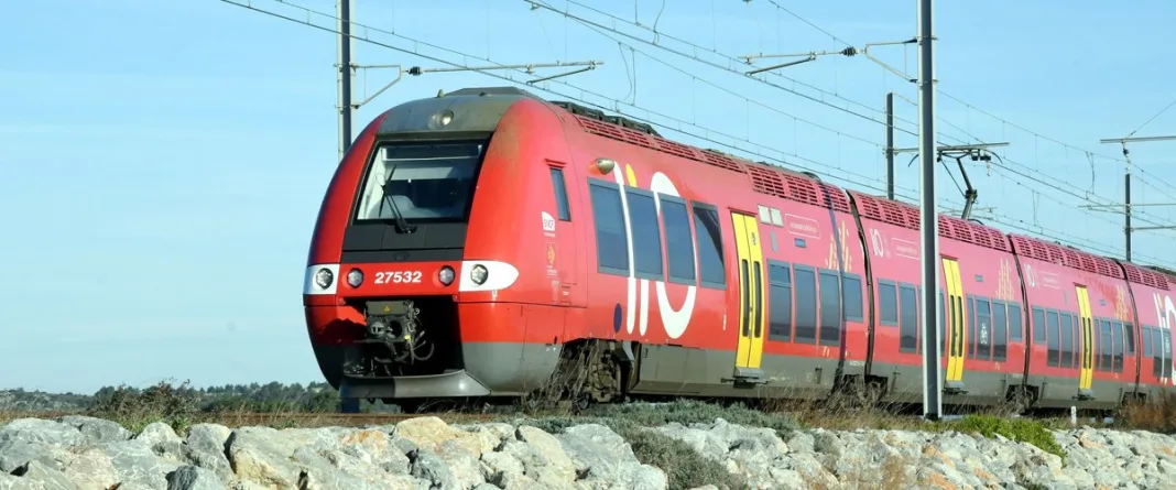 Un train percute une voiture sur un passage à niveau, le trafic totalement interrompu entre Toulouse et Carcassonne
