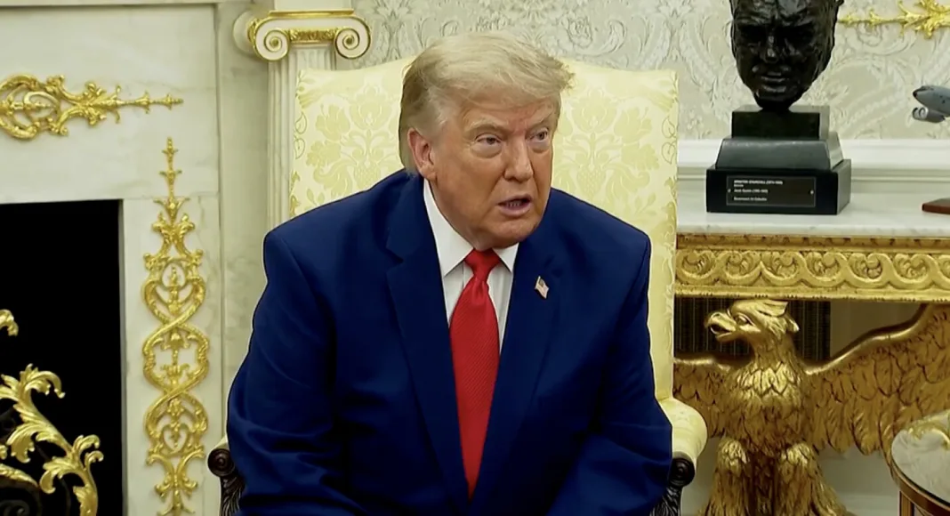Трамп откри воена намена за големиот триумфален лак кај Арлингтон