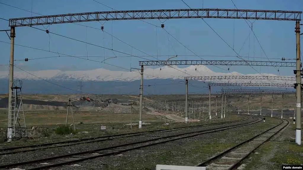 Կալուզին. «Երեւան Կը Փորձէ Վնասել Հայաստանի Մէջ Ռուսական Գործարարութեան»