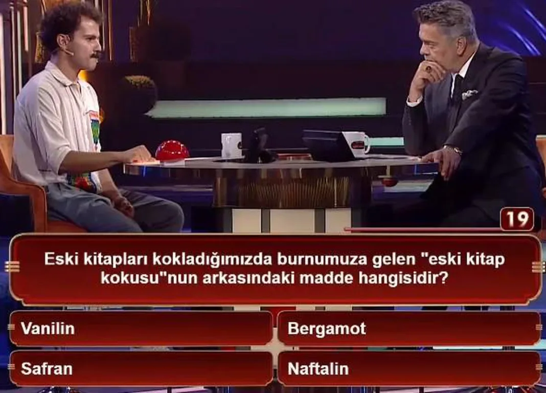 Eski kitapları kokladığımızda burnumuza gelen “eski kitap kokusu”nun arkasındaki madde hangisidir?