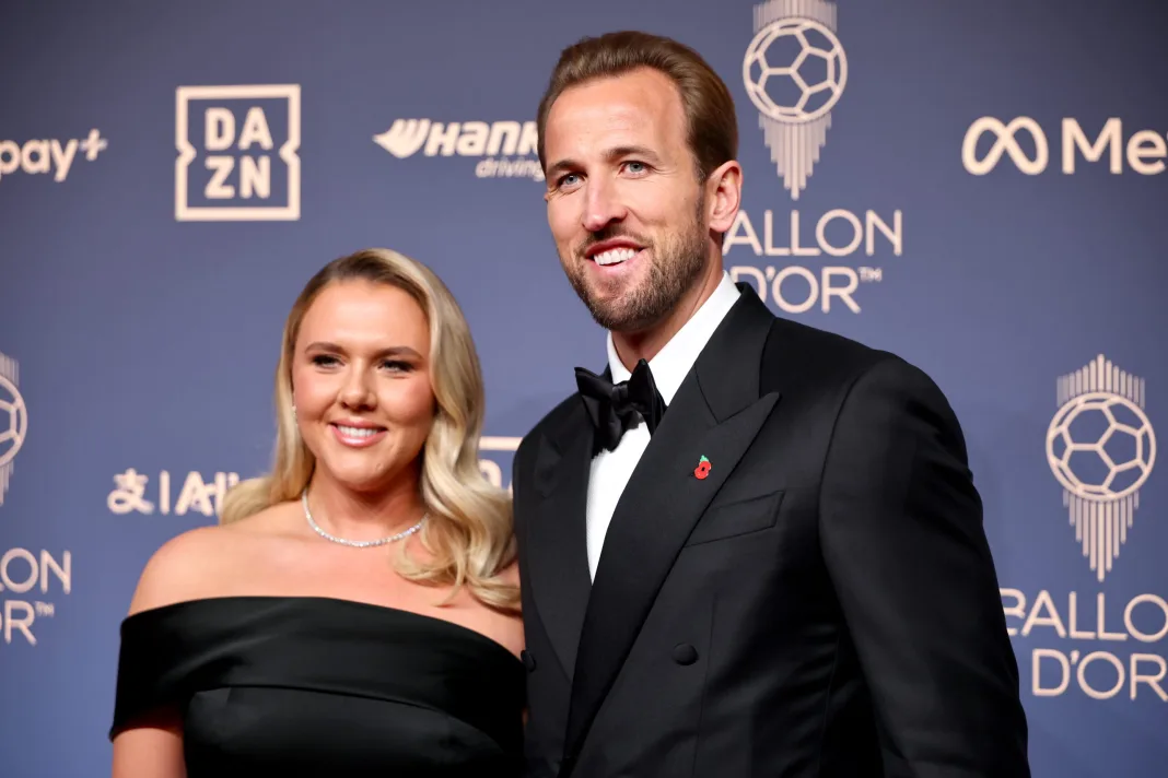 epa13333168 England captain Harry Kane and wife Katie Goodland arrive for the 2026 Ballon d'Or awards ceremony at the London Palladium Theatre, London, Great Britain, 26 October 2026. It is the 70th edition of the annual ceremony. EPA/TOLGA AKMEN