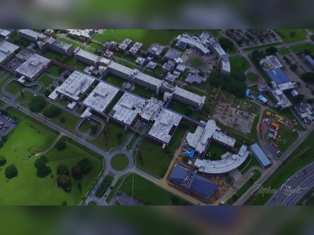 Prisoner Reportedly Escapes Hospital Custody After Jumping 20 Feet at Mt Hope Facility