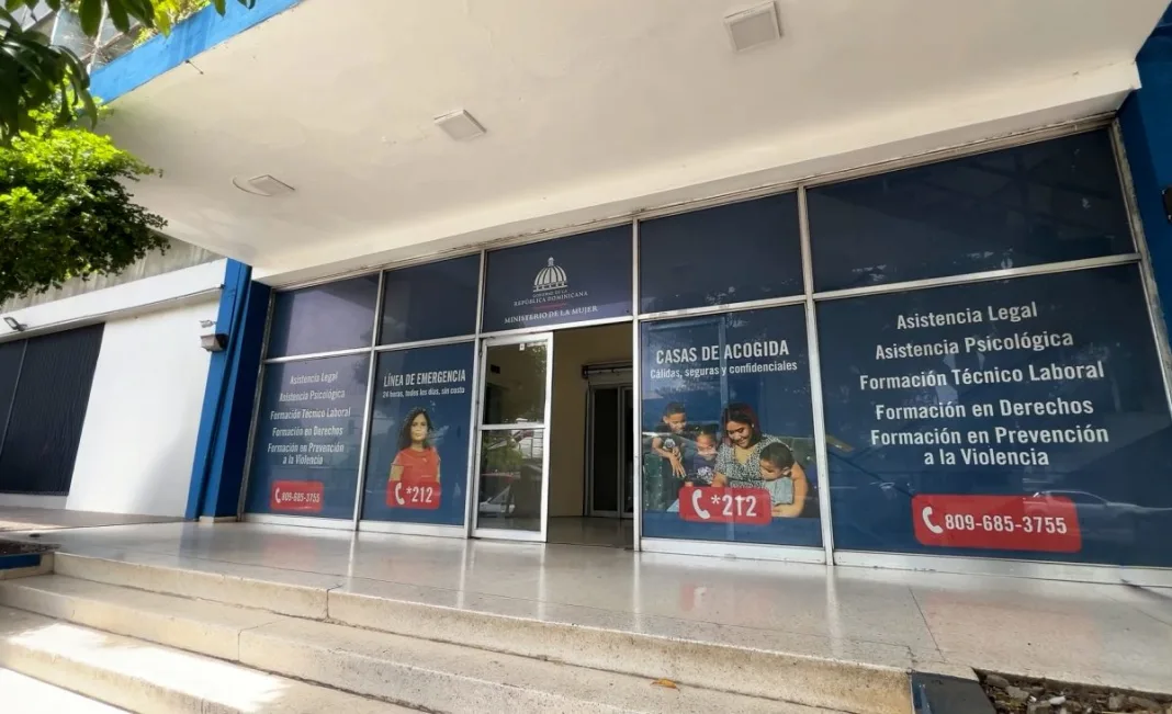 MMujer respalda medidas para dignificar condiciones laborales de trabajadoras de bancas de lotería