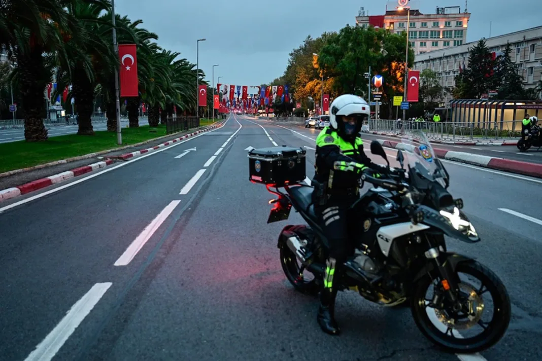 İstanbul’da bugün bu yollara dikkat! Birçok cadde trafiğe kapatıldı
