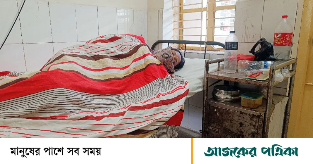 রোগীর সেবা ফেলে হাসপাতালে নার্সকে পিটিয়ে জখমের অভিযোগ, তদন্ত কমিটি গঠন