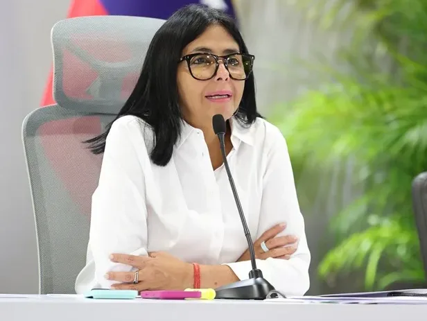 Delcy Rodríguez promete reformas y una transformación democrática en Venezuela