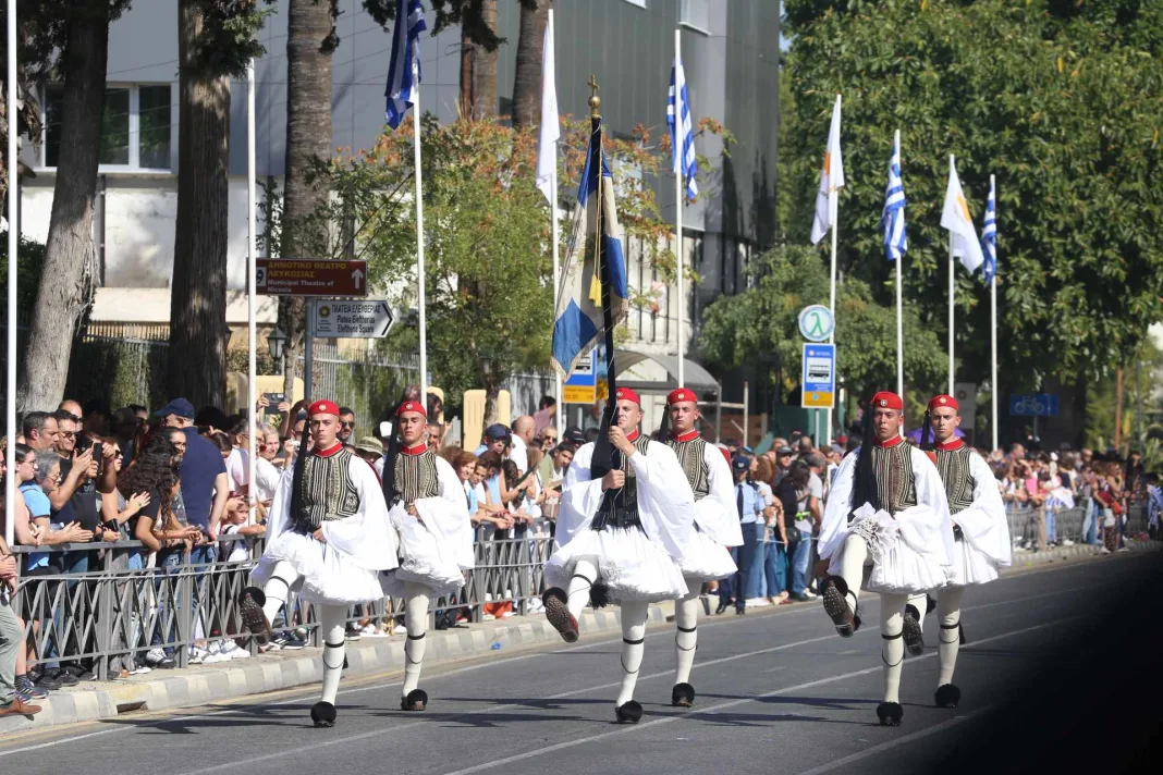Κλείσιμο δρόμων στη Λευκωσία για την παρέλαση της 28ης Οκτωβρίου και στάθμευση