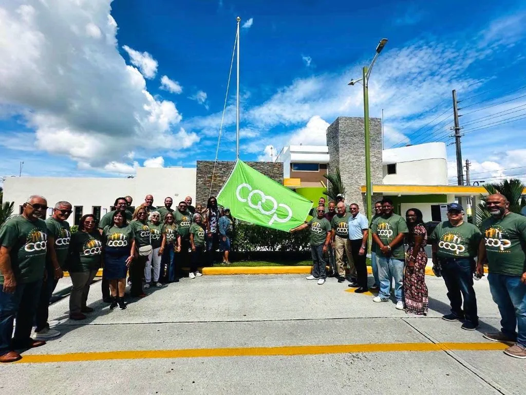 Cooperativa Las Piedras inicia el Mes del Cooperativismo con tradicional izamiento de bandera