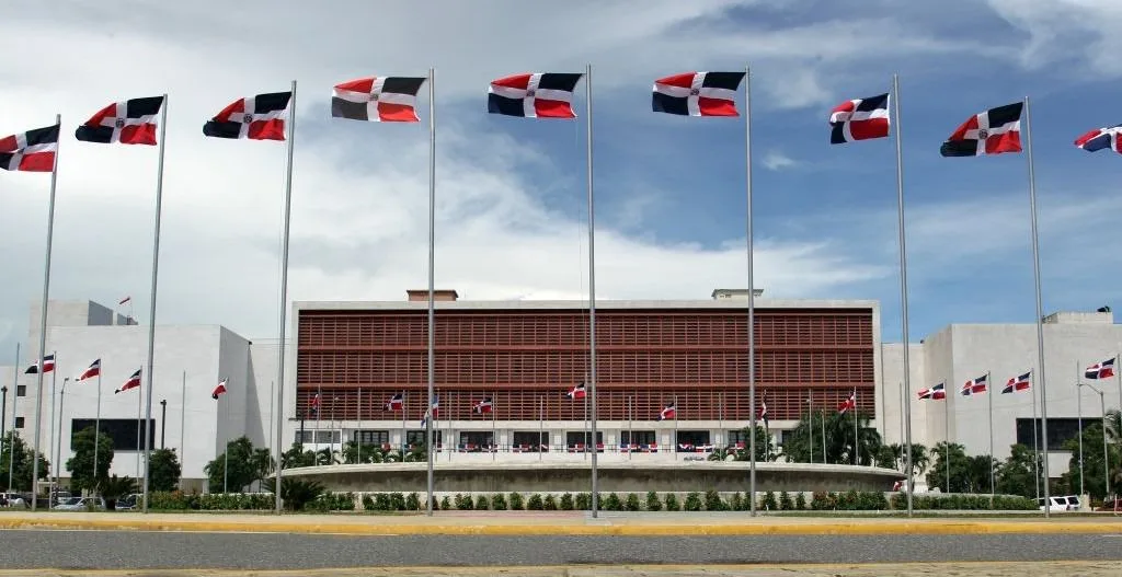 Legisladores respaldan apoyo logístico a misión internacional contra las bandas armadas en Haití